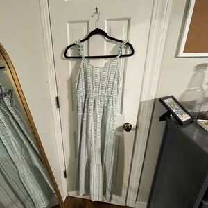 Jessica Simpson Light Green Geometric Maxi Dress